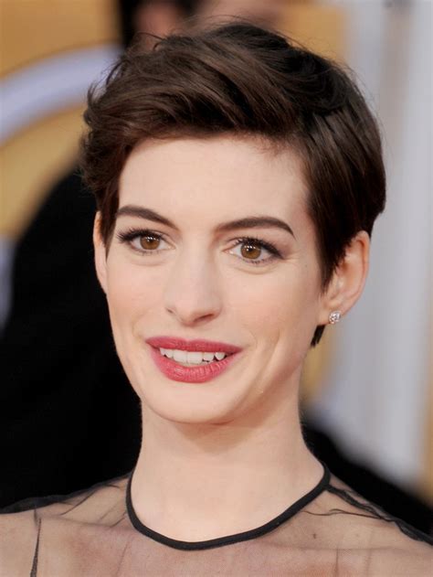 anne hathaway hair.